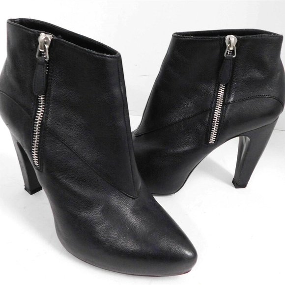 Balenciaga‎ Paris Black Leather Ankle Boots Italy 37 - Picture 1 of 5